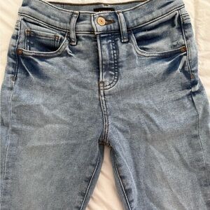 Express Jeans (Cropped Skinny - Mid Rise)